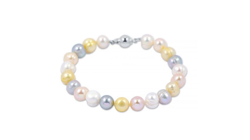 Gyöngy karkötő: időtlen elegancia White and Black ékszerboltban